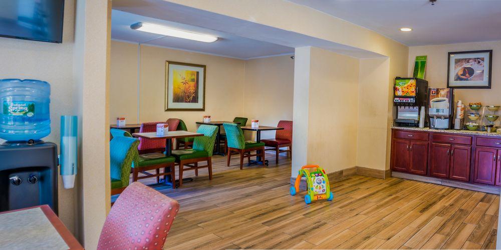 Quality Inn Merrimack - Nashua Exterior photo