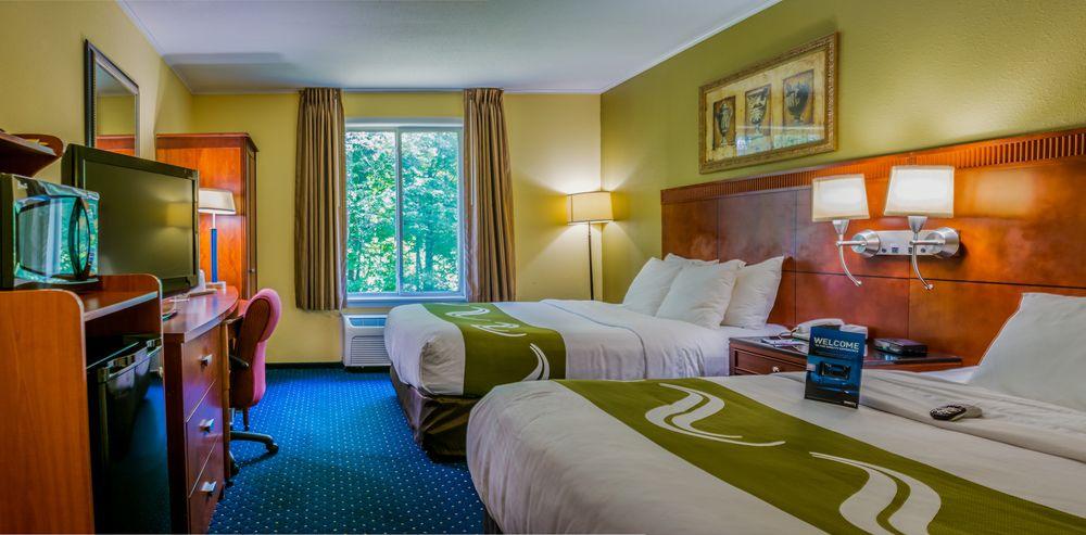 Quality Inn Merrimack - Nashua Exterior photo