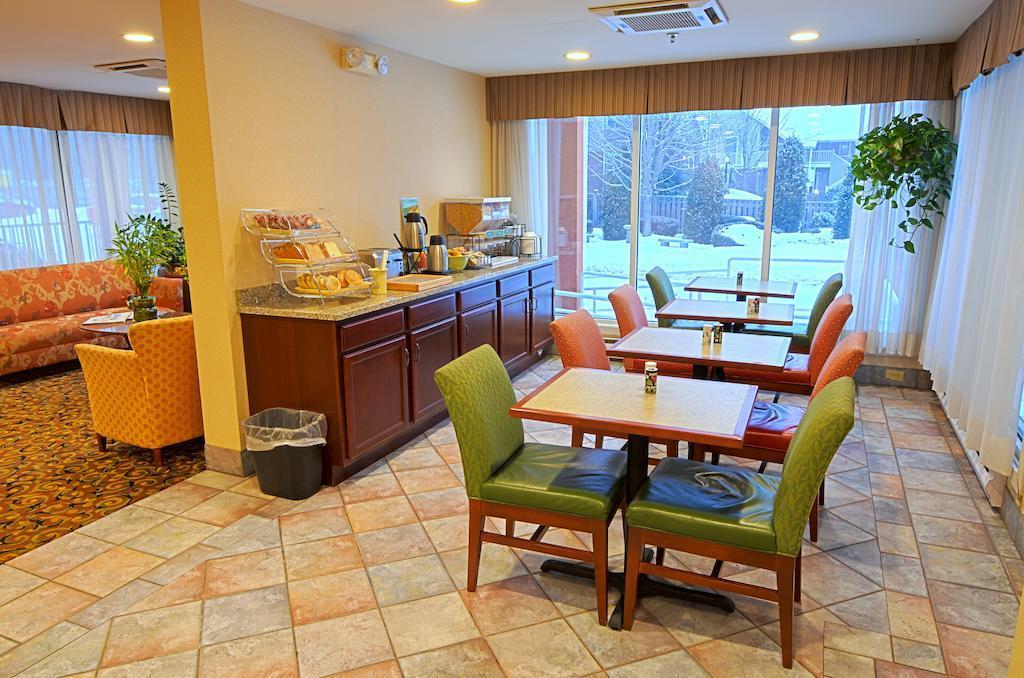 Quality Inn Merrimack - Nashua Exterior photo