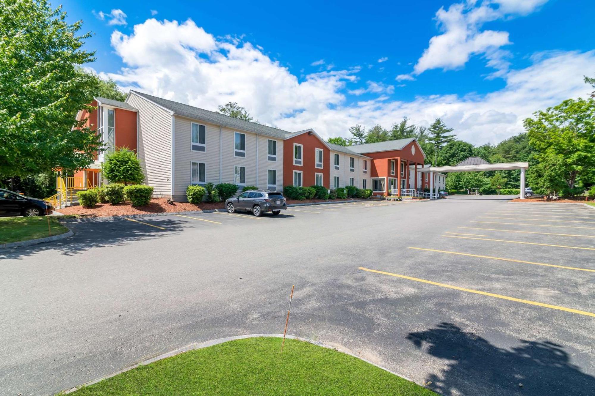 Quality Inn Merrimack - Nashua Exterior photo