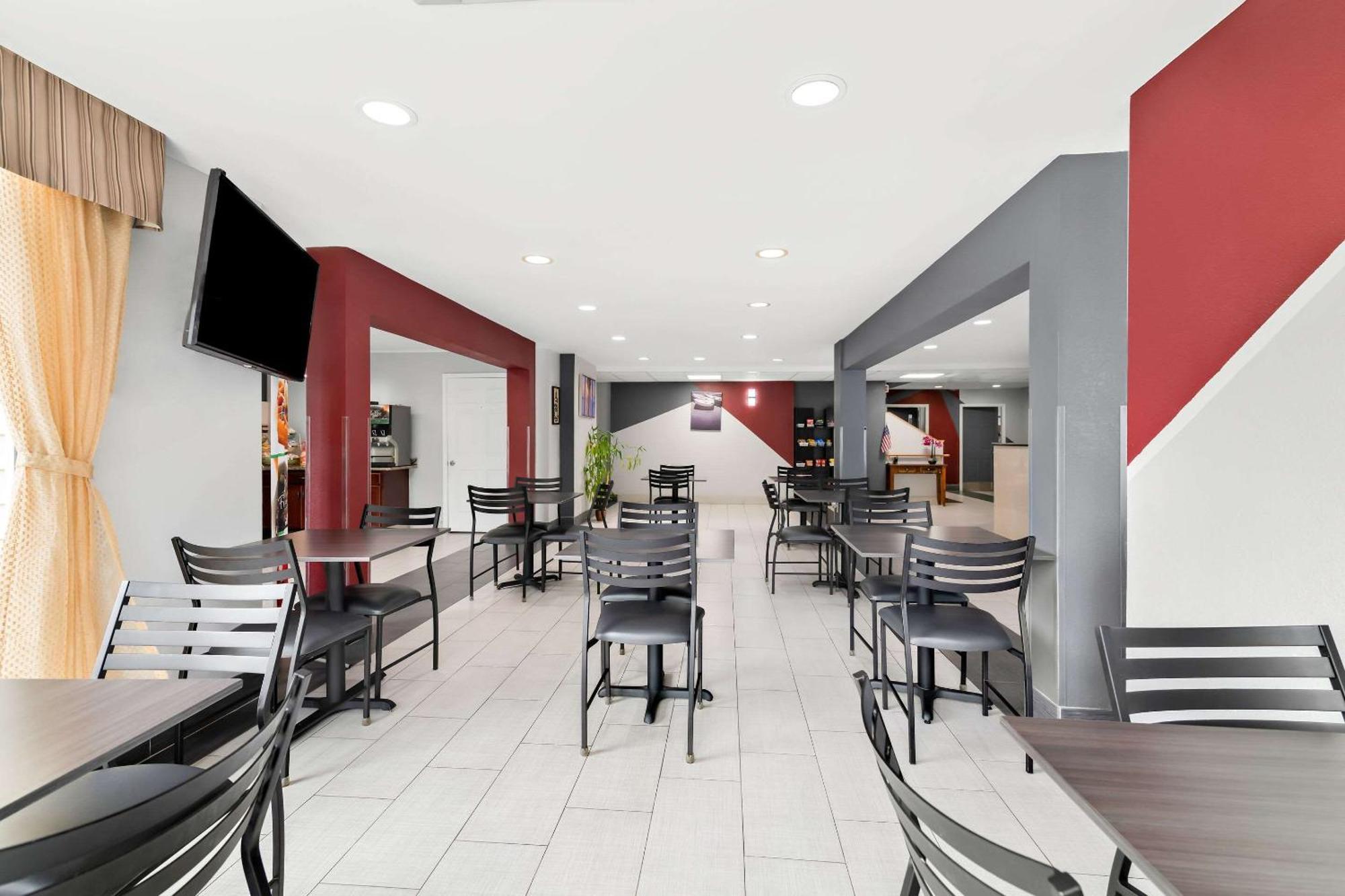 Quality Inn Merrimack - Nashua Exterior photo
