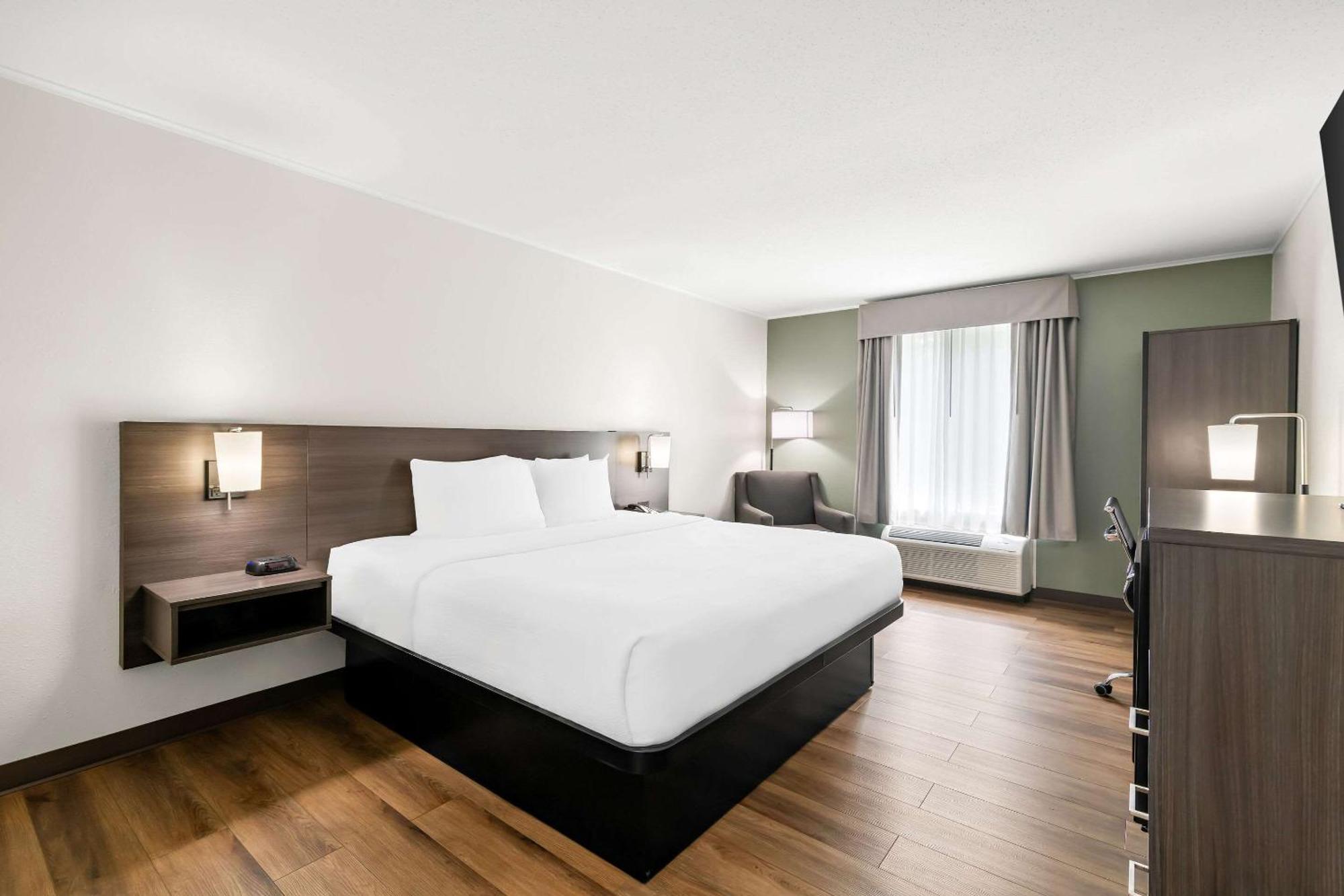 Quality Inn Merrimack - Nashua Exterior photo