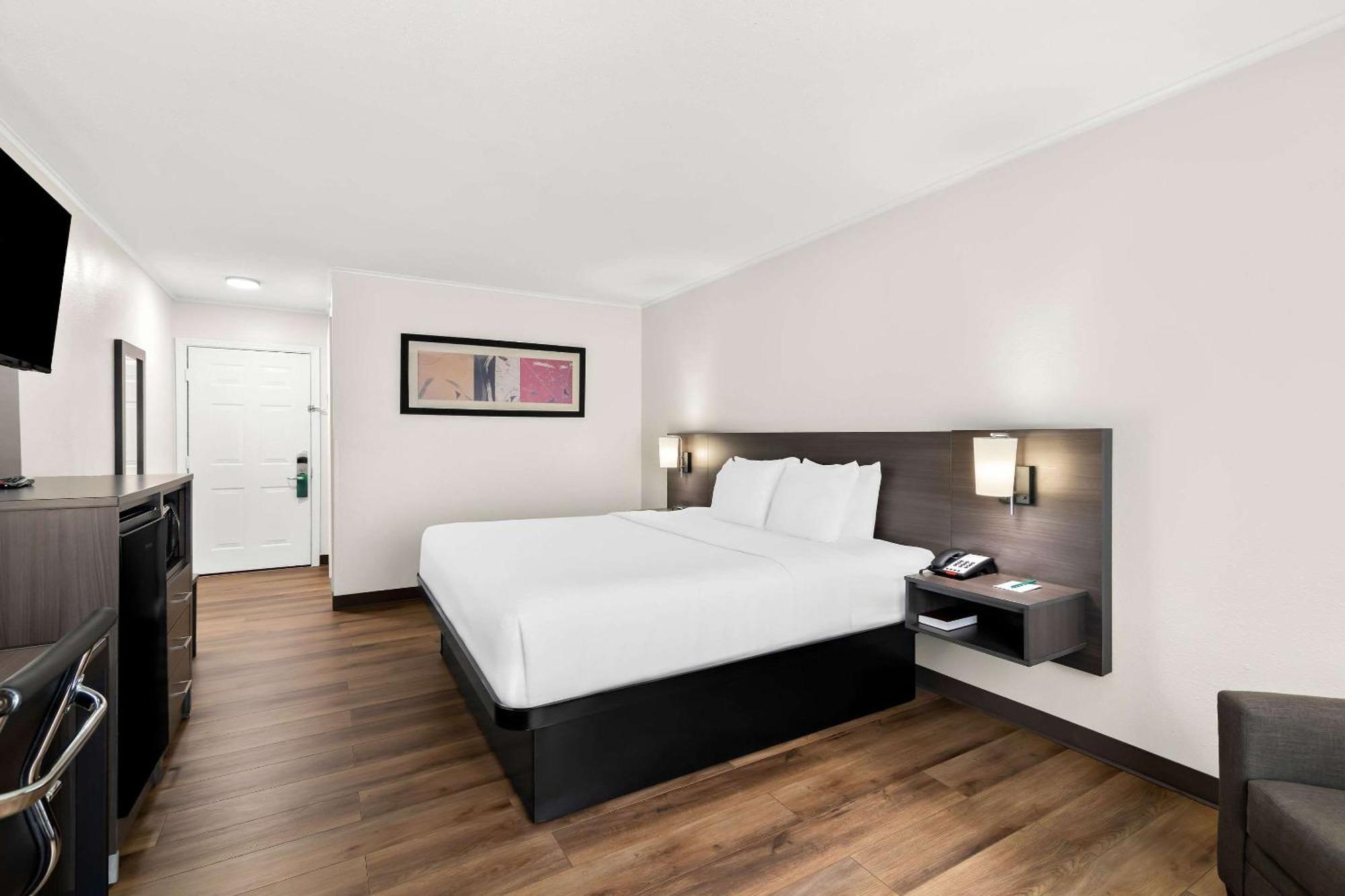 Quality Inn Merrimack - Nashua Exterior photo