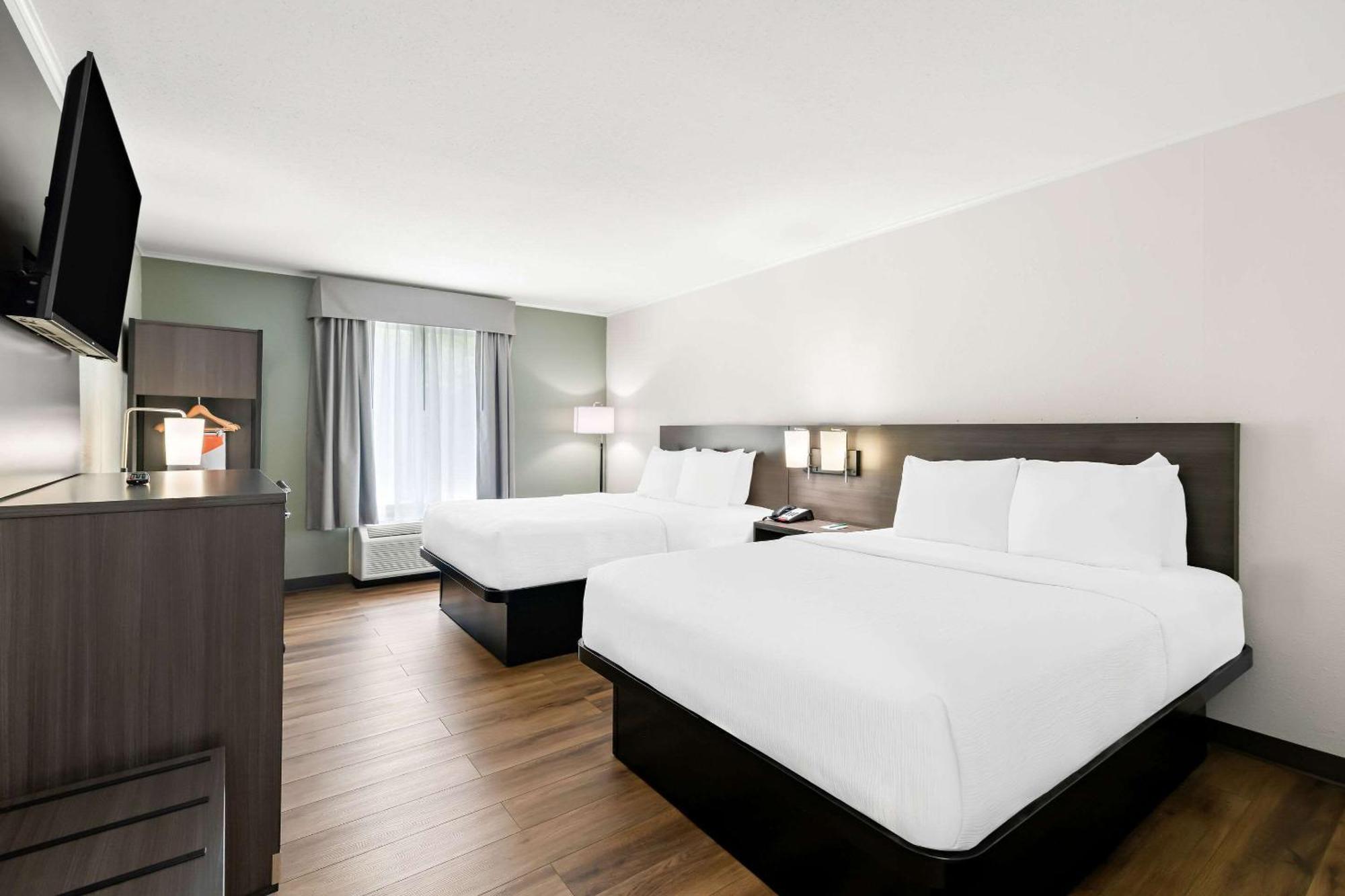Quality Inn Merrimack - Nashua Exterior photo