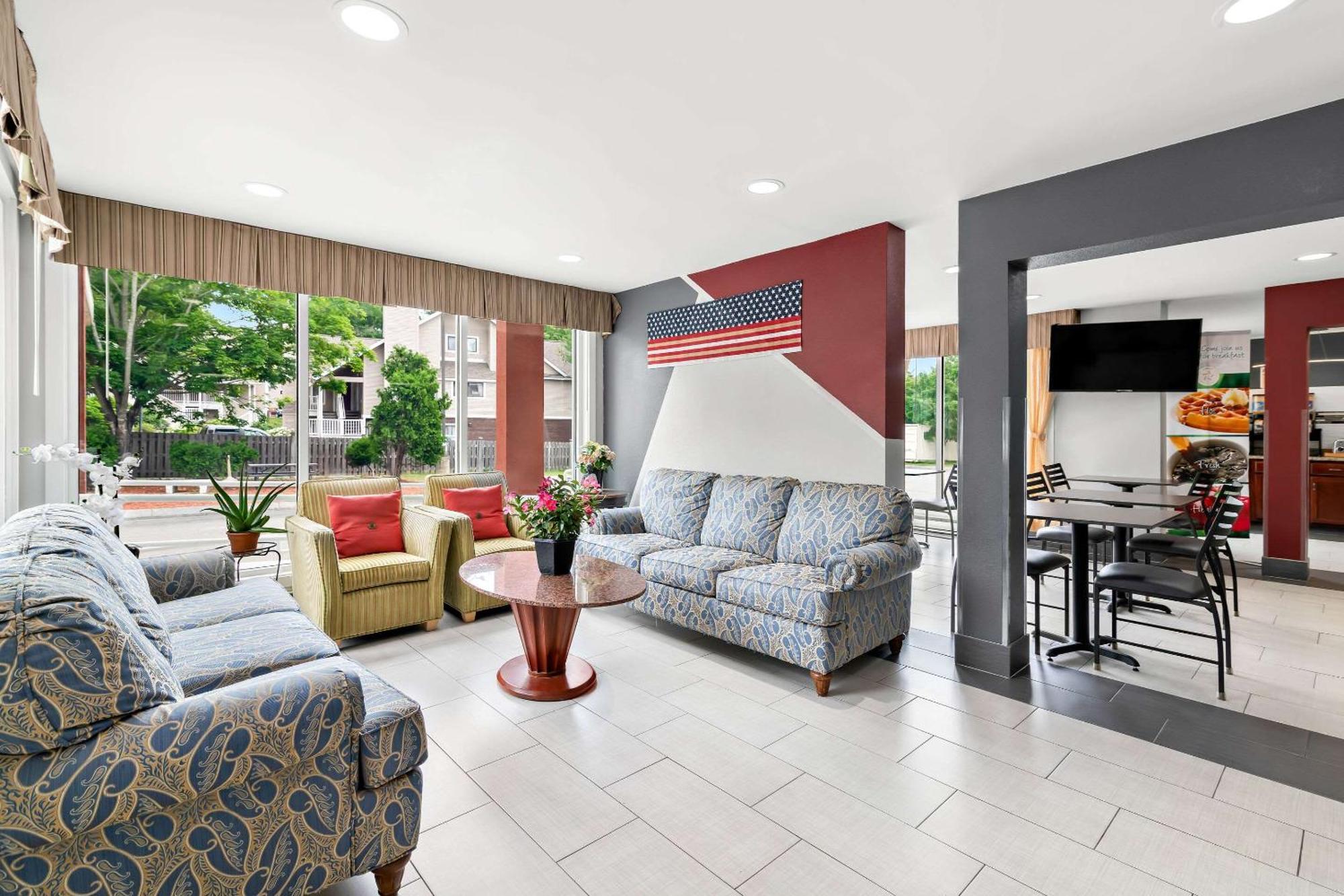 Quality Inn Merrimack - Nashua Exterior photo
