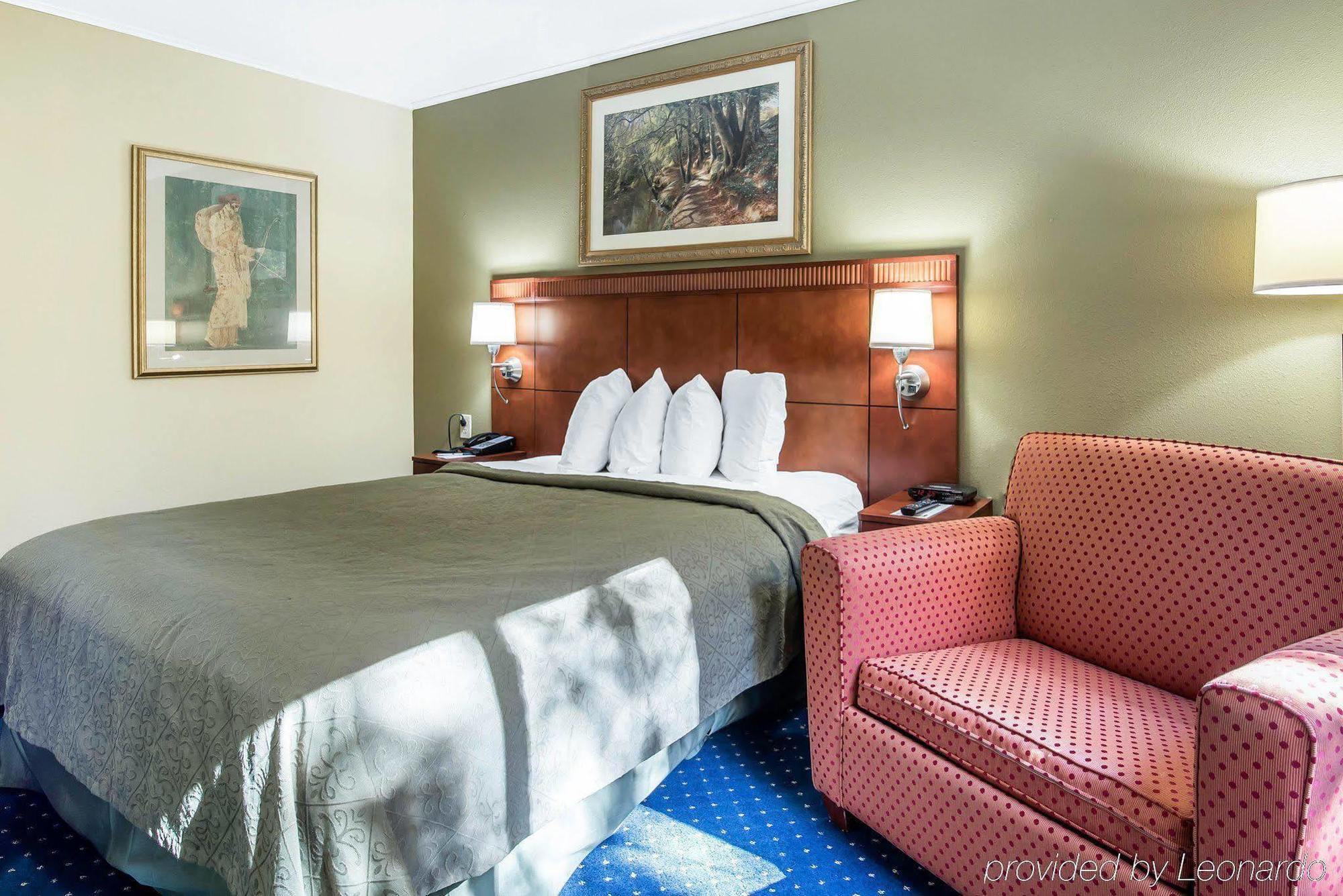Quality Inn Merrimack - Nashua Exterior photo